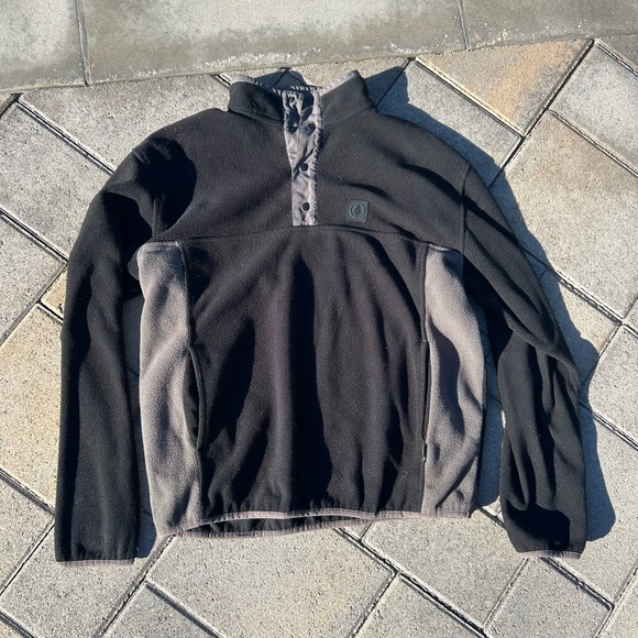 Volcom Men's Charcoal and Black fleece - Picture 1 of 3